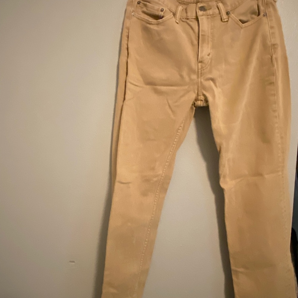 Levi Strauss size 33/32 khaki jeans